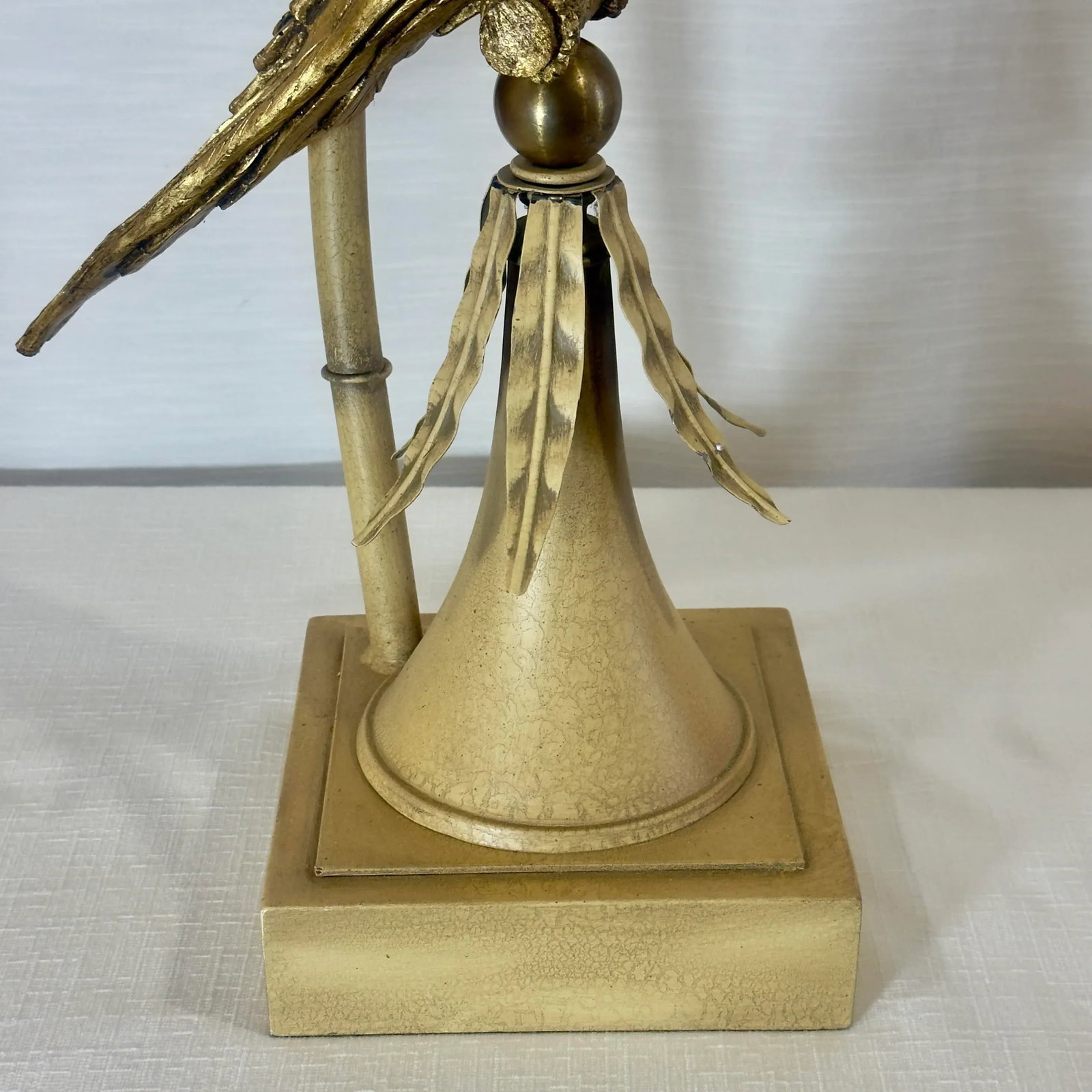Vintage Palm Beach Regency Parcel Gilt Parrot Tole Palm Tree Table Lamp - Mid-Century Modern Decor - 7
