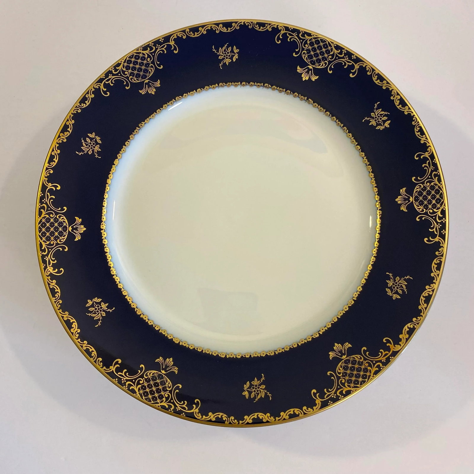 Vintage 1970s-1980s Rosenthal Continental "Charlemagne" Cobalt & Gilt Dinner Plates - Set of 7 - 2