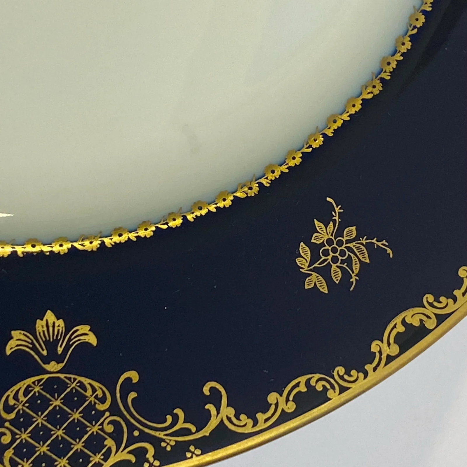 Vintage 1970s-1980s Rosenthal Continental "Charlemagne" Cobalt & Gilt Dinner Plates - Set of 7 - 4
