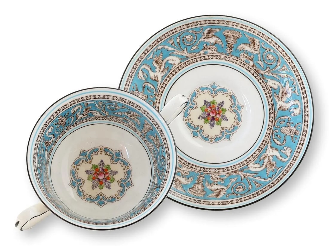 Wedgwood Florentine Soup Coupes/Saucers - 4