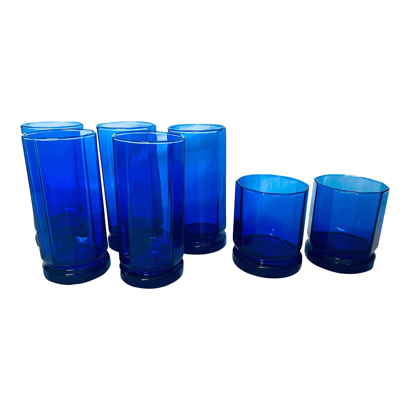 Anchor Hocking Essex Cobalt Blue Octagonal Tumblers-Set of 7: Vintage 2003-2008 Anchor Hocking Essex Cobalt Blue Octagonal Tumblers, 12oz. and Double Old Fashion set of 2. Perfect to go with a blue and white decor. I will be listing a lot of blue and white so
