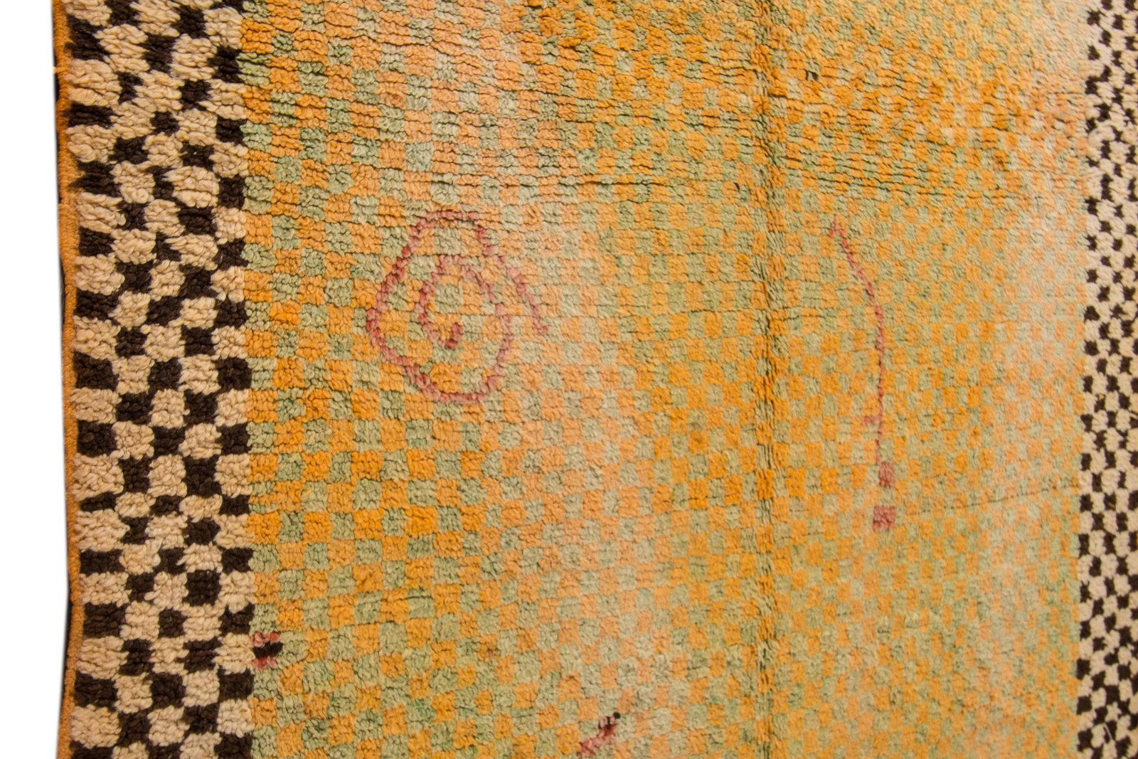Mid-20th Century Vintage Moroccan Rug - 3