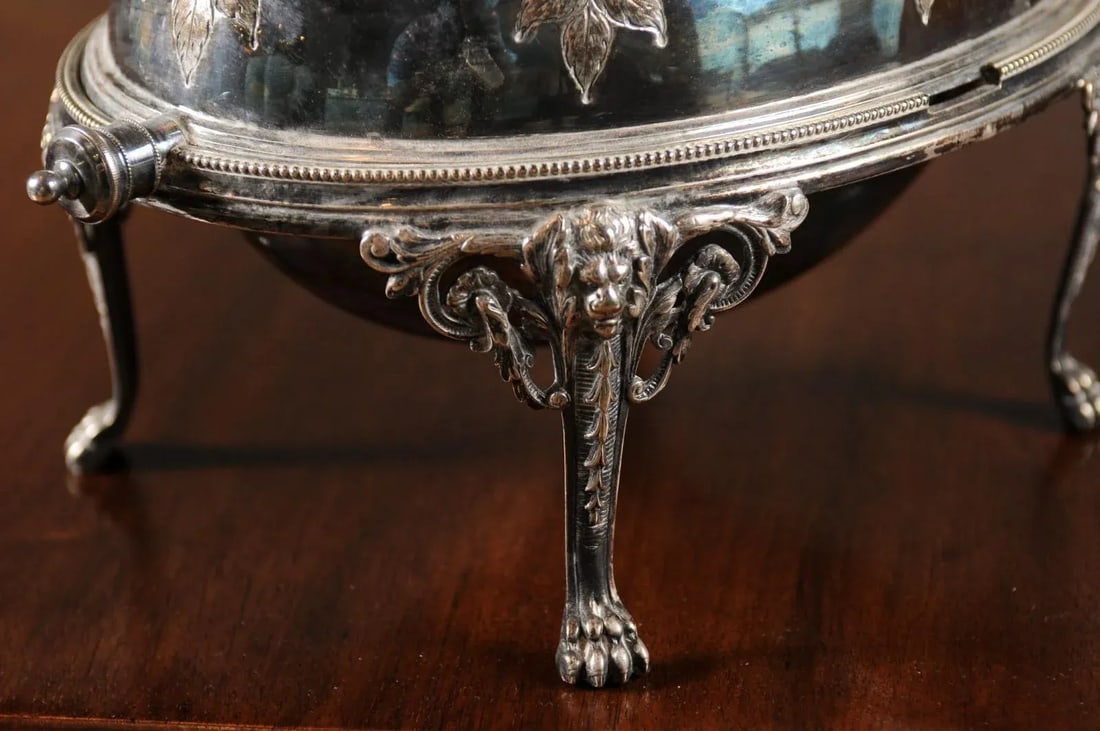 English 19th Century Silverplate Asparagus Dish Warmer with Cabriole Legs - 10