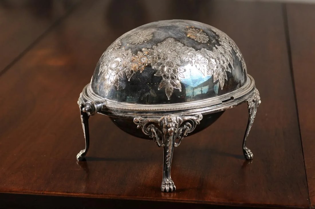 English 19th Century Silverplate Asparagus Dish Warmer with Cabriole Legs - 9