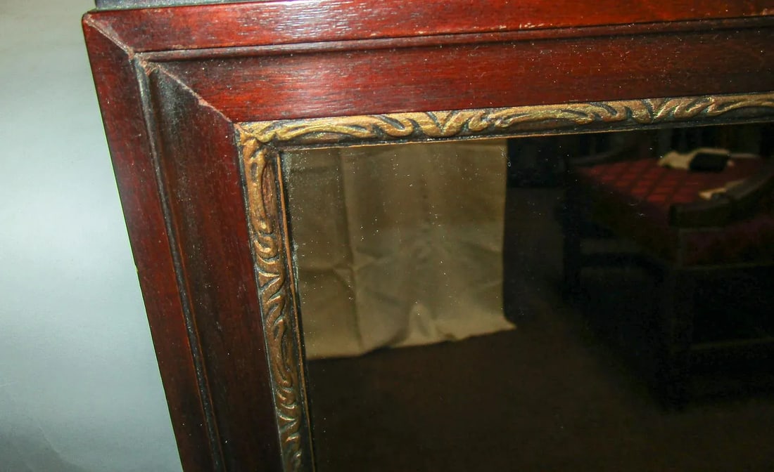 American Mahogany Federal Style Broken Pediment Wall Hanging Mirror - 5