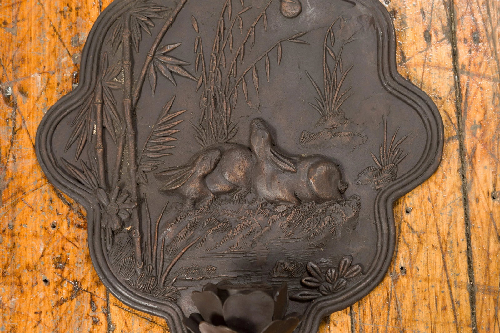 Mid 20th Century Bronze with Dark Patina Rabbits & Bamboo Candle Sconce - 7