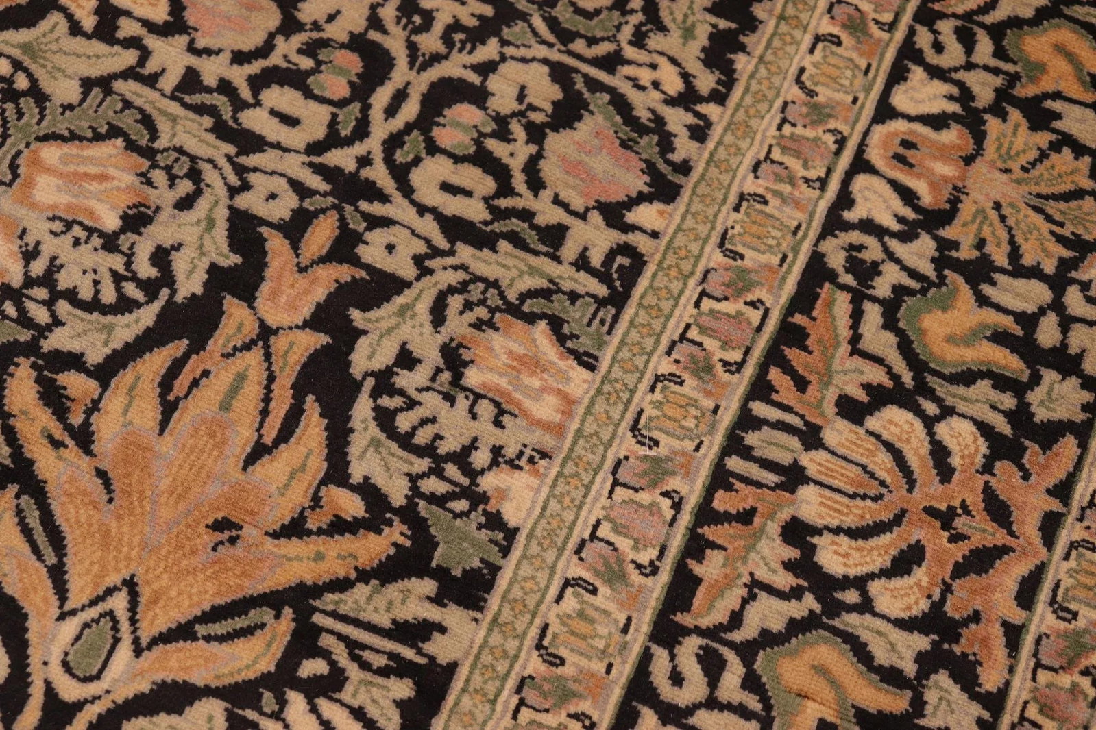 1990s Art Nouveau William Morris Pak Persian Area Rug - 6