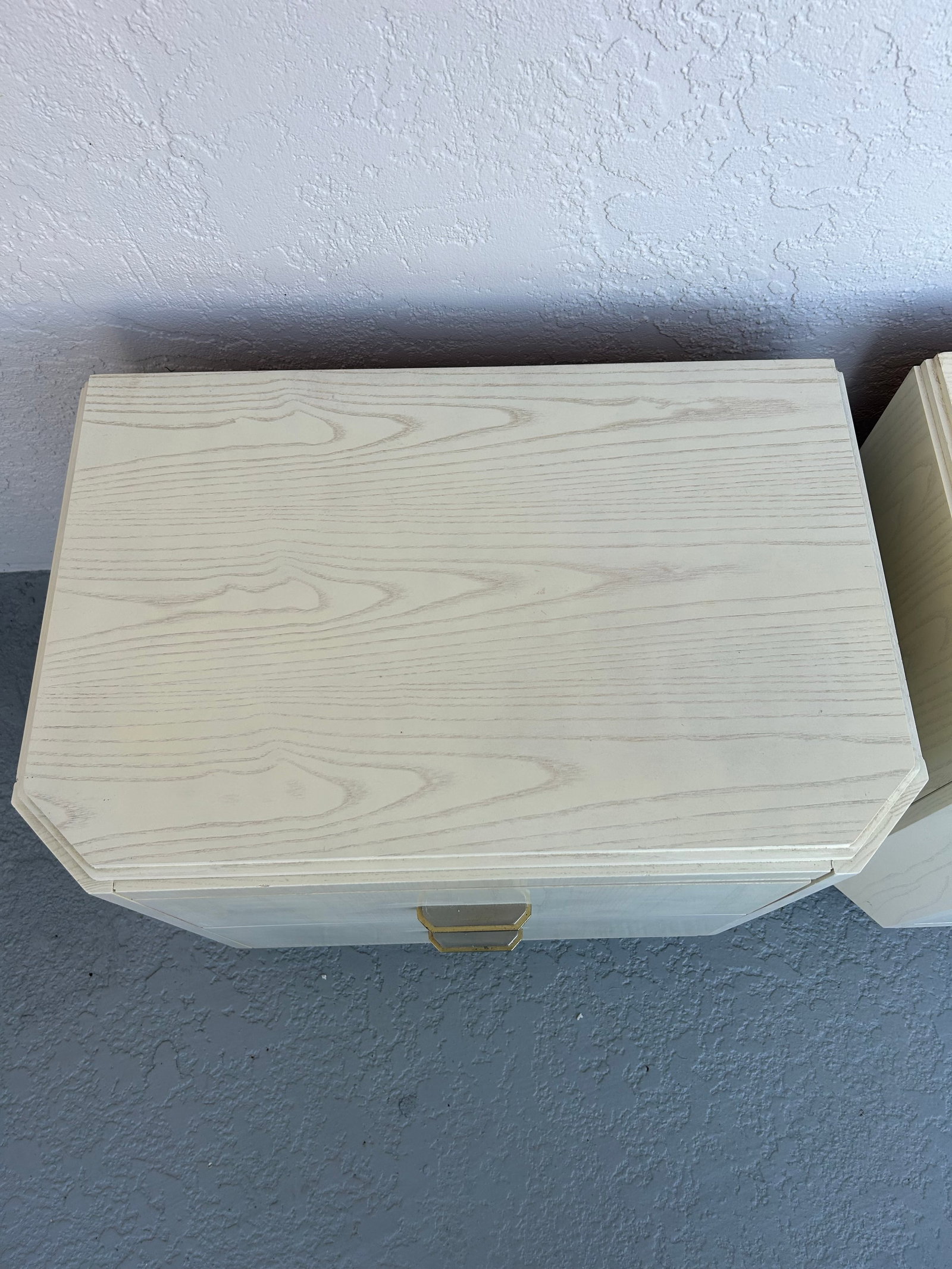 1990s America of Martinsville Pair of Nightstands - 4