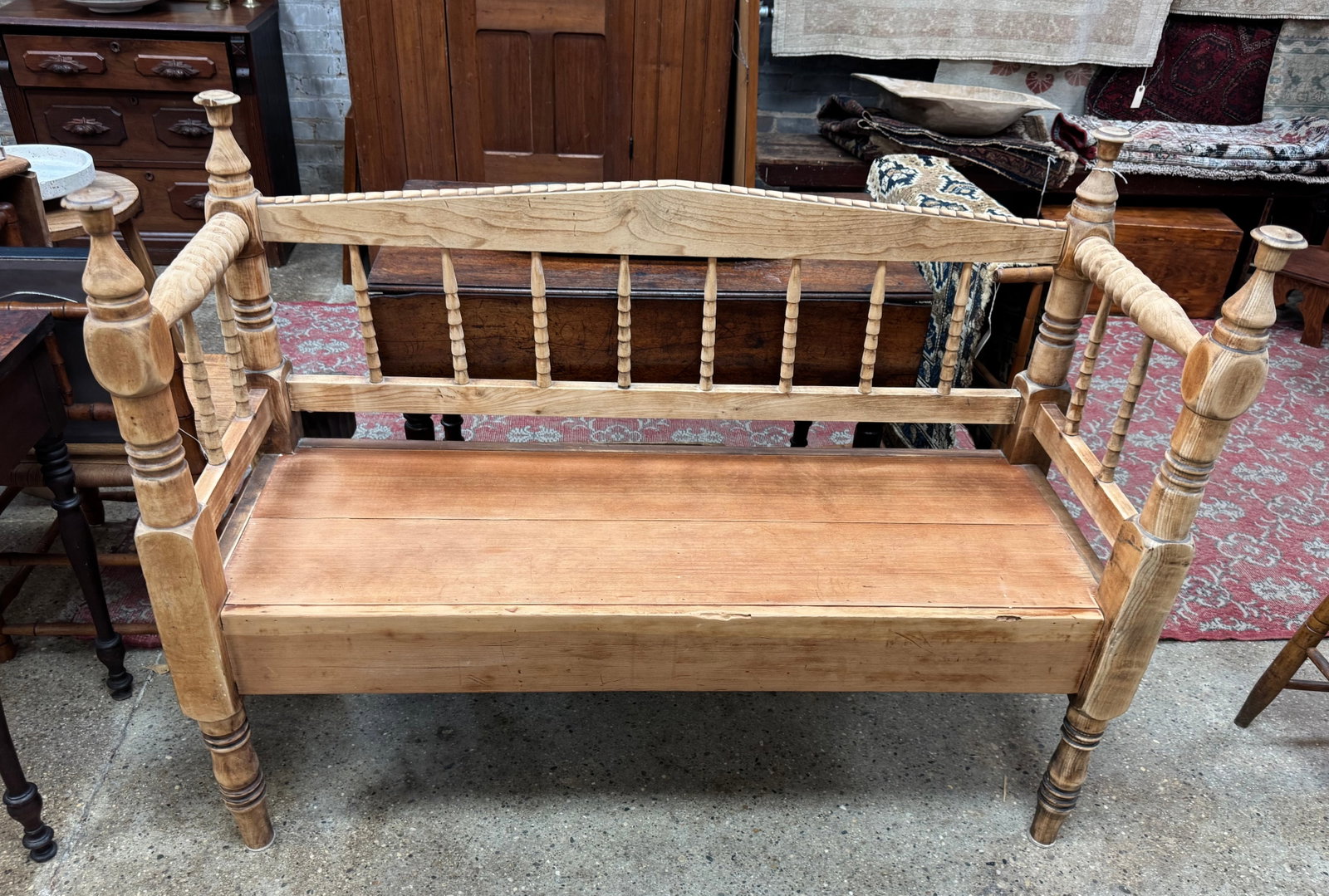 Early 20th Century Antique Pine Bench With Pillow - 4