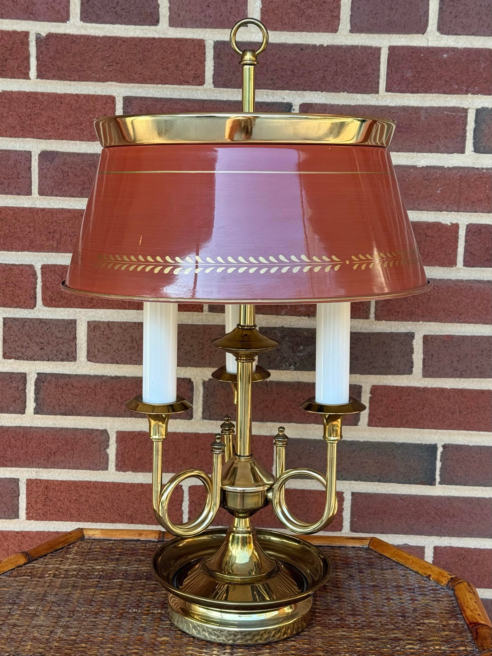 1960s Maison Janson Style Brass and Red Toleware Bouillotte Table Lamp - 8