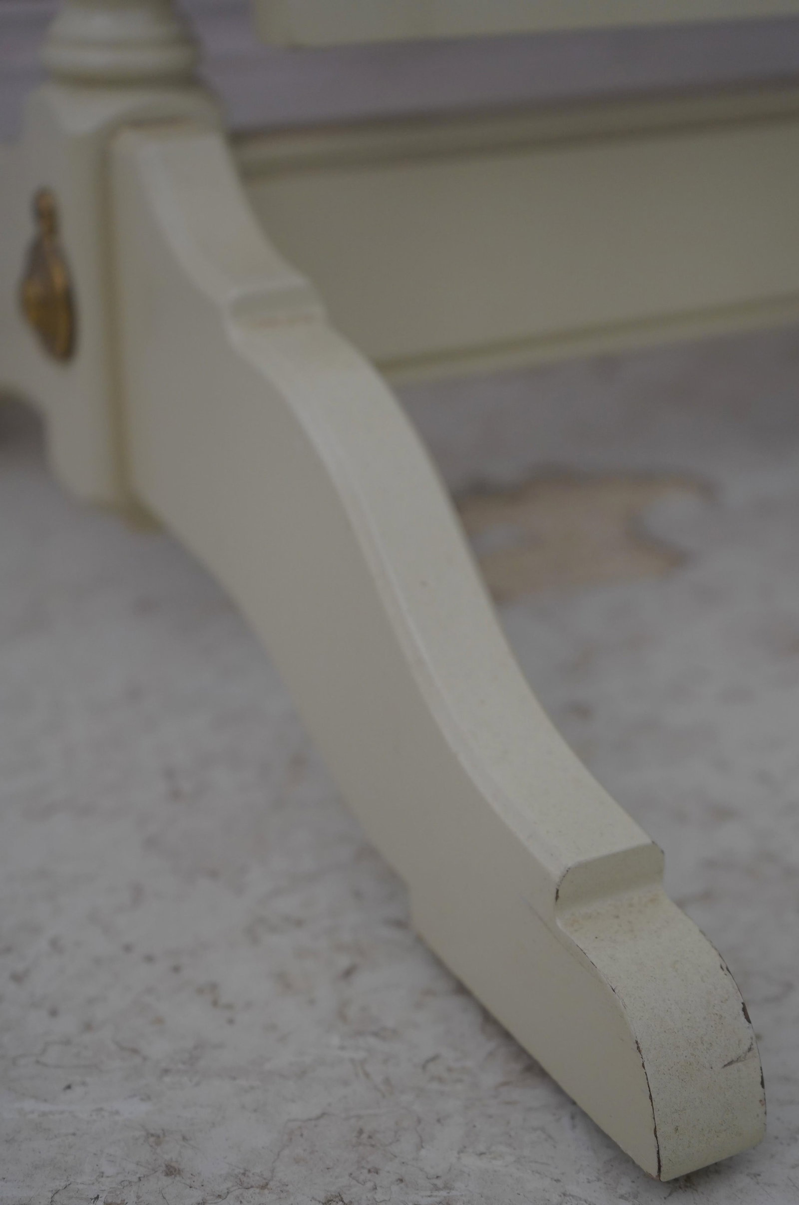 Ethan Allen Off White Painted Cheval Stand Up Floor Mirror - 4