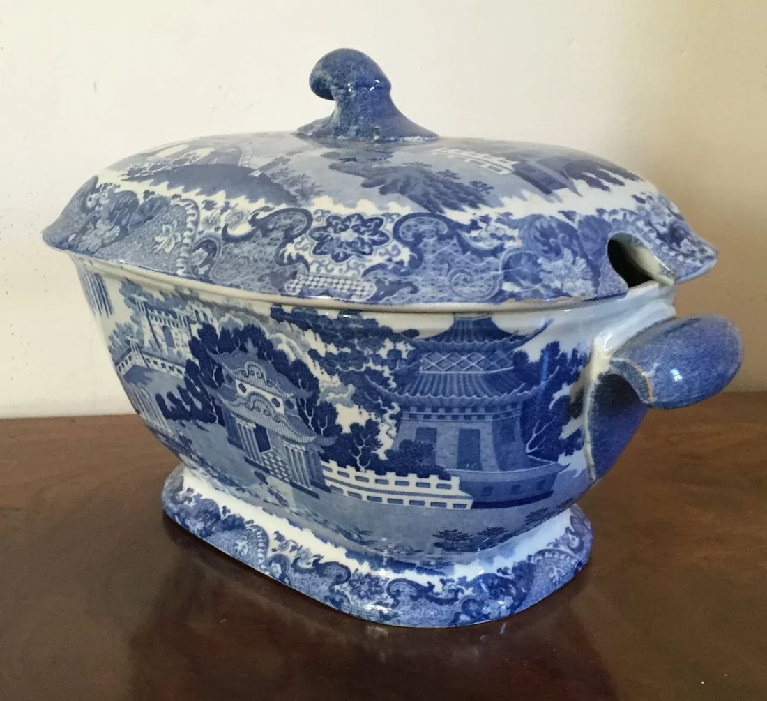 Early 19th Century English Georgian Staffordshire Pearlware Blue & White Soup Tureen - 6