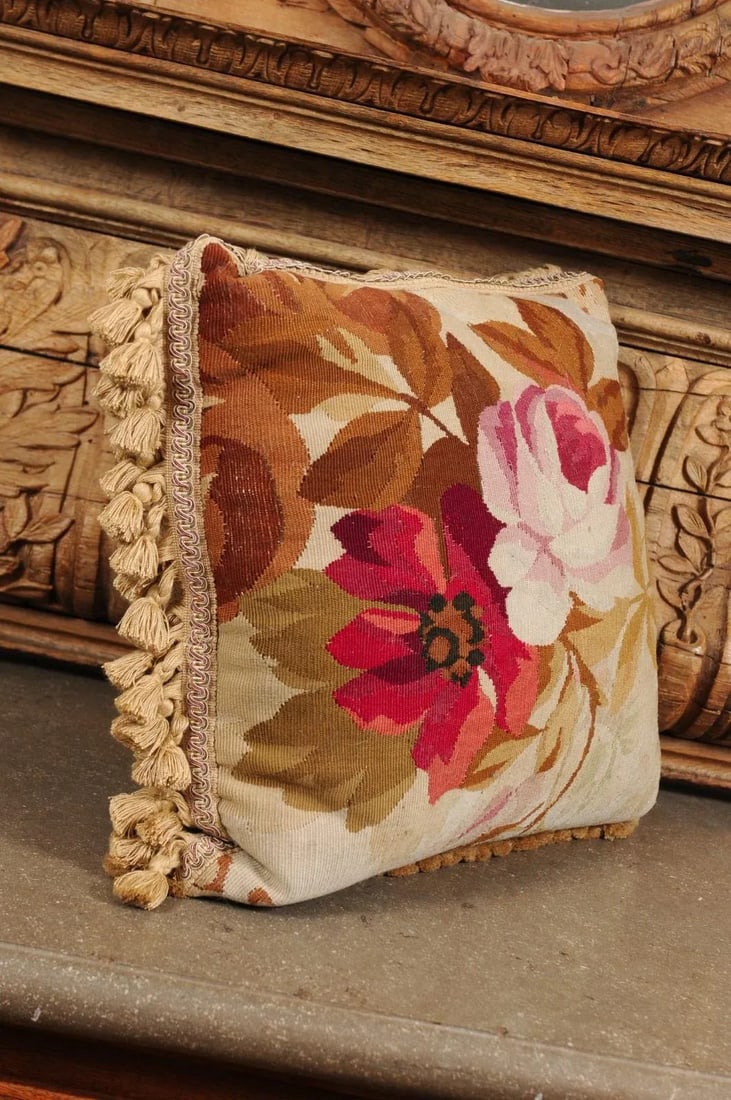 19th Century French Aubusson Woven Tapestry Pillow with Floral Decor and Tassels - 6