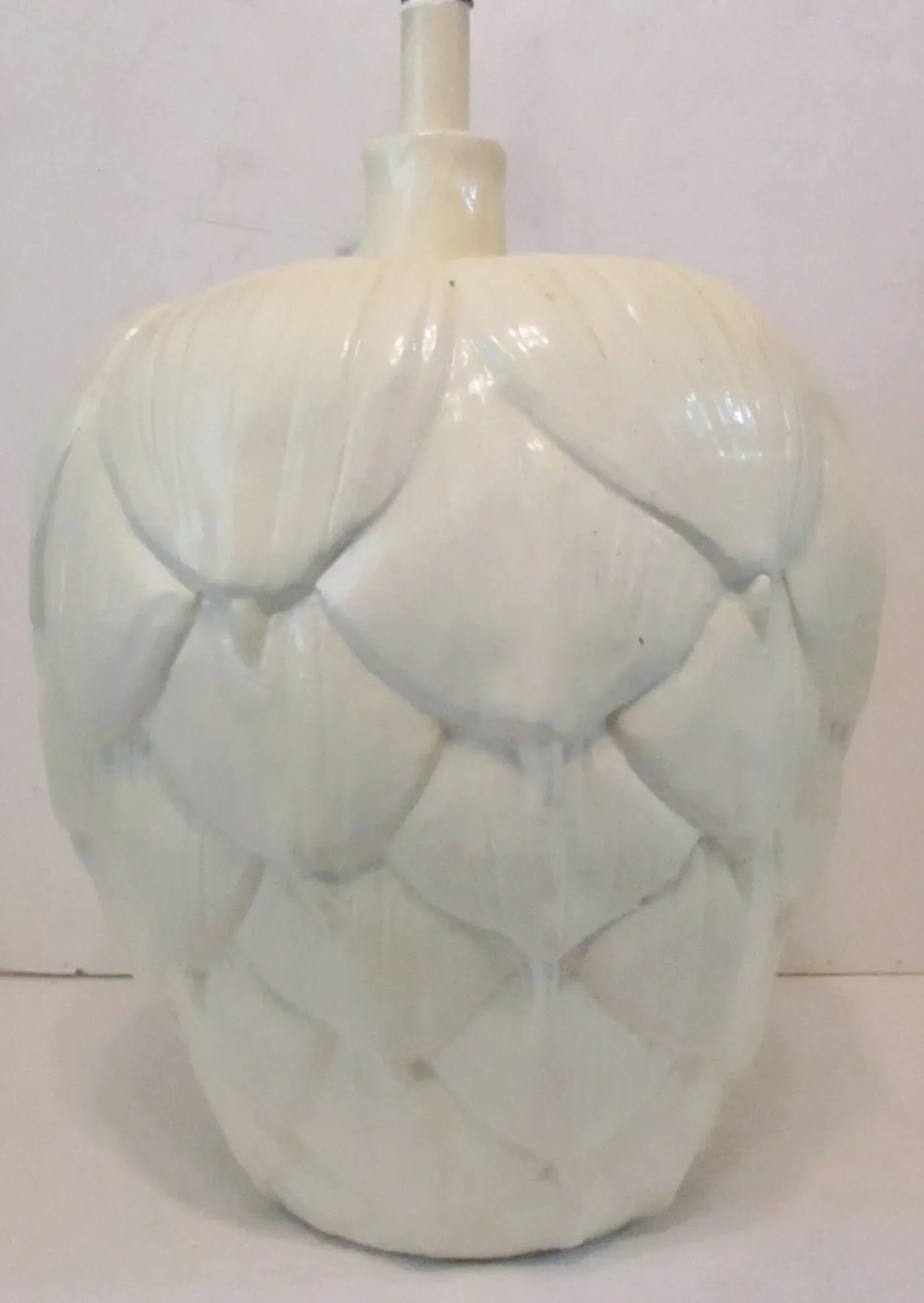 1960s Mid-Century Modern Large Sculptural White Artichoke Table Lamp - 2