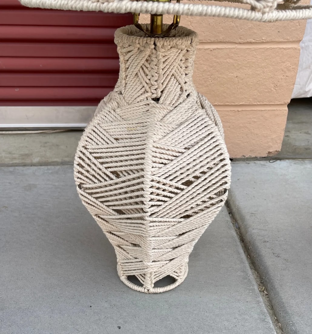 Vintage 1970's Macrame Table Lamp With Shade - 4