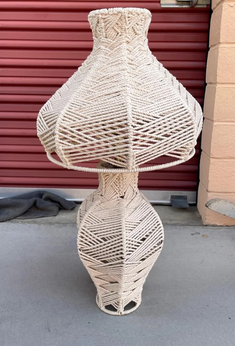 Vintage 1970's Macrame Table Lamp With Shade - 7