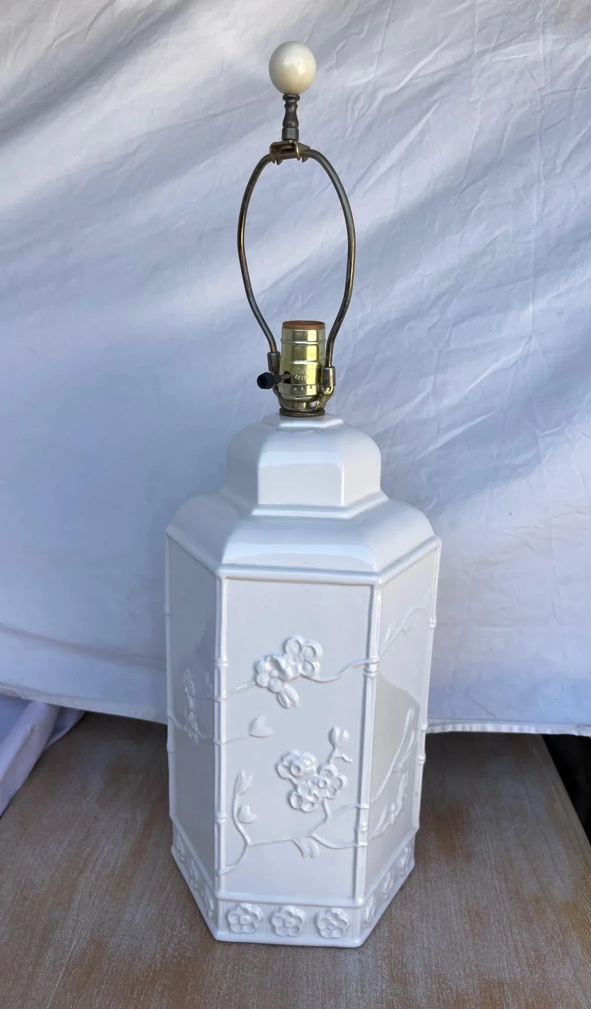 Vintage White Hexagon Ginger Jar Table Lamp - 10