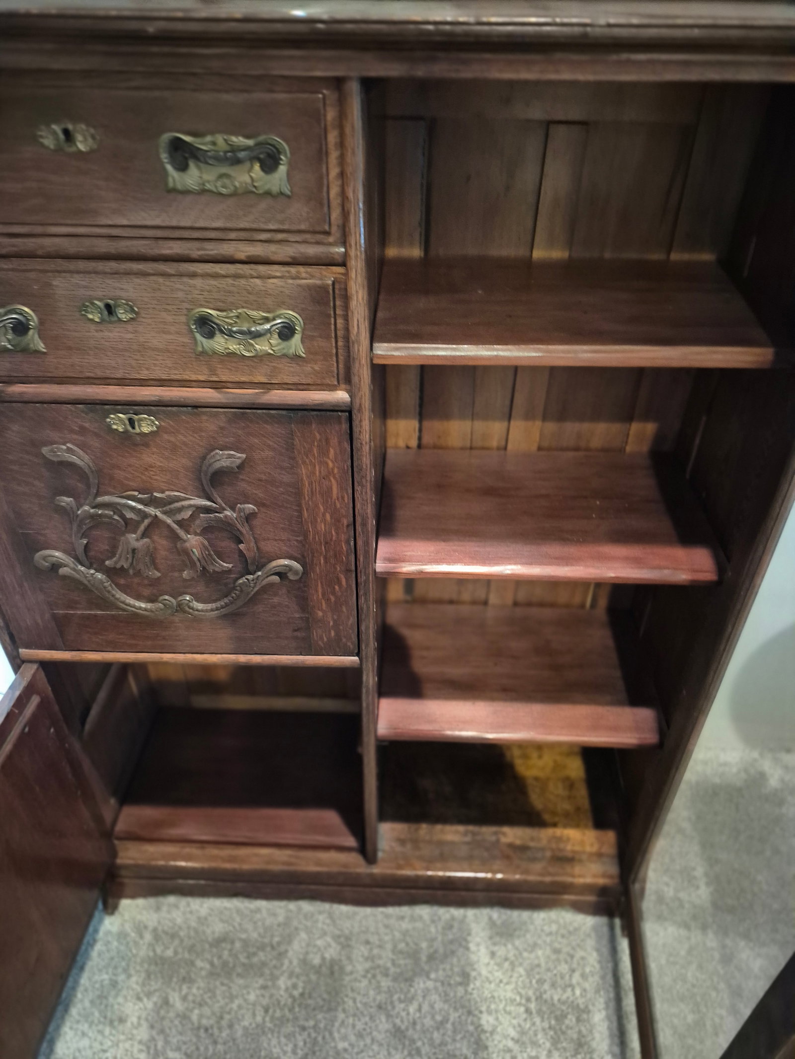 Late 18th Century Victorian American Side-by-Side Display and Secretary Cabinet - 9