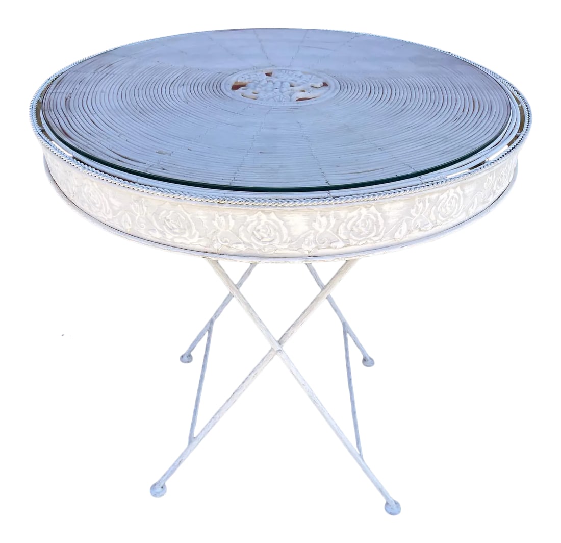 Vintage Wrought Iron Glass Top & Pencil Reed Garden Table: Vintage Wrought Iron Glass & Pencil Reed Top Garden Table. Beautiful rose print on the sides and in the middle of the table. Center is pencil reed and has a glass top. Structure is wrought iron and fo