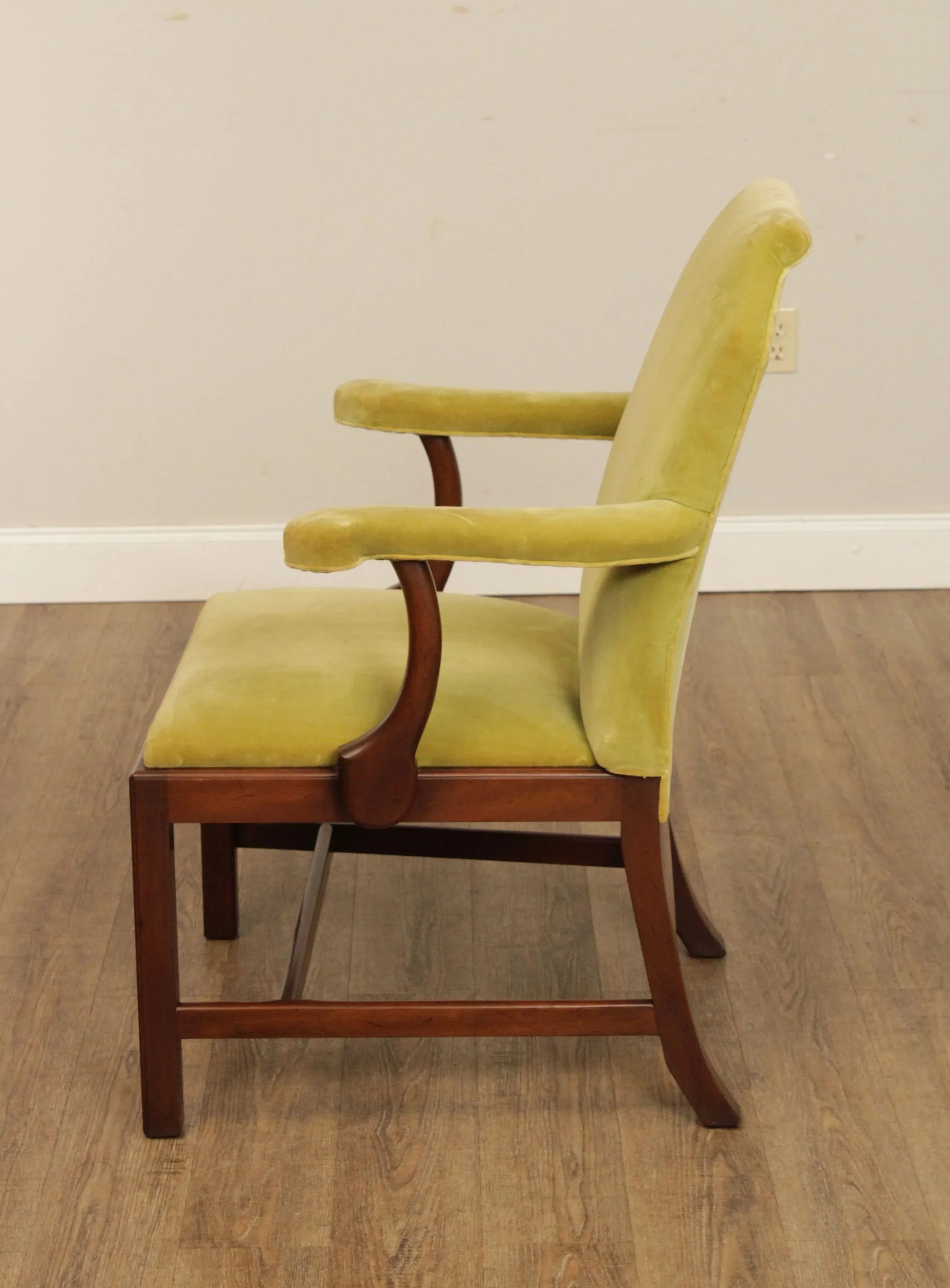 Kittinger Colonial Williamsburg Chippendale Style Mahogany Frame Custom Upholstered Armchair - 8