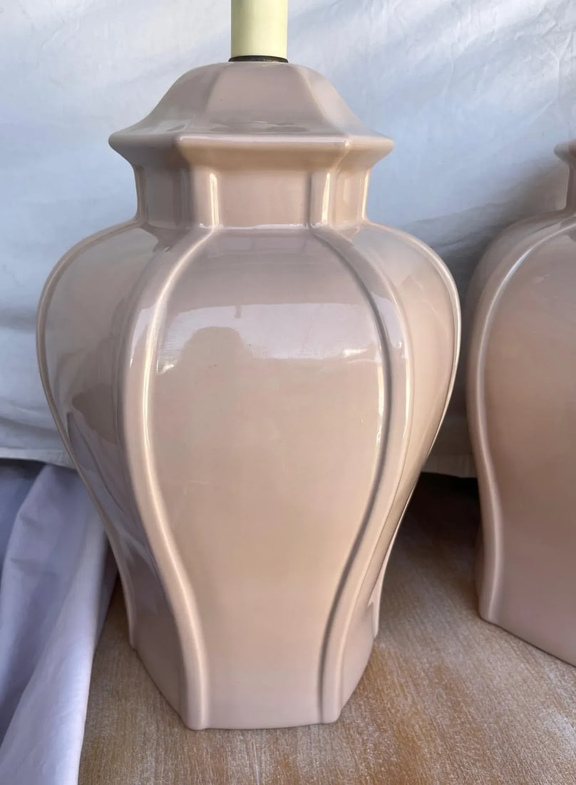 Vintage Pair of Taupe/Nude Ginger Jar Table Lamps - 3