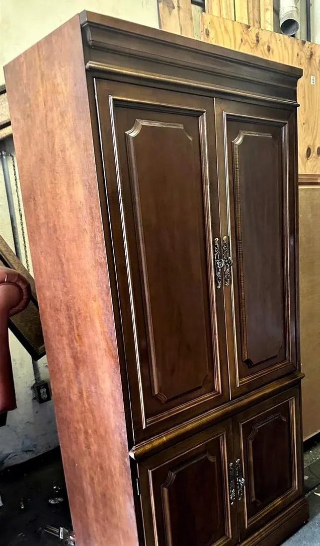 Hooker Furniture Solid Cherry Wood Armoire - Vintage Late 20th Century - 10