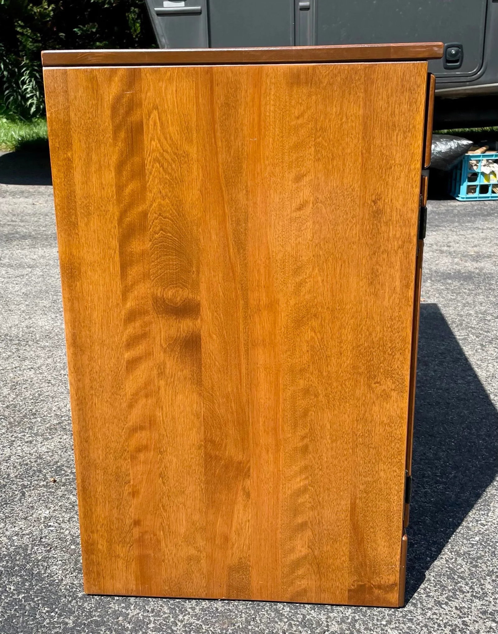 Ethan Allen Custom Room Plan Cabinet With Divided Bookcase in Maple With Nutmeg Finish - 4