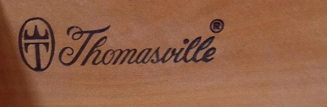 Thomasville French Country Oak Nightstands or Side Tables - Vintage Circa 1970s - 7