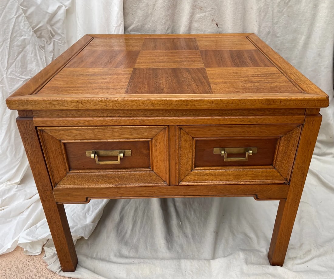 Vintage Mid-Century Hekman Side Table - 11