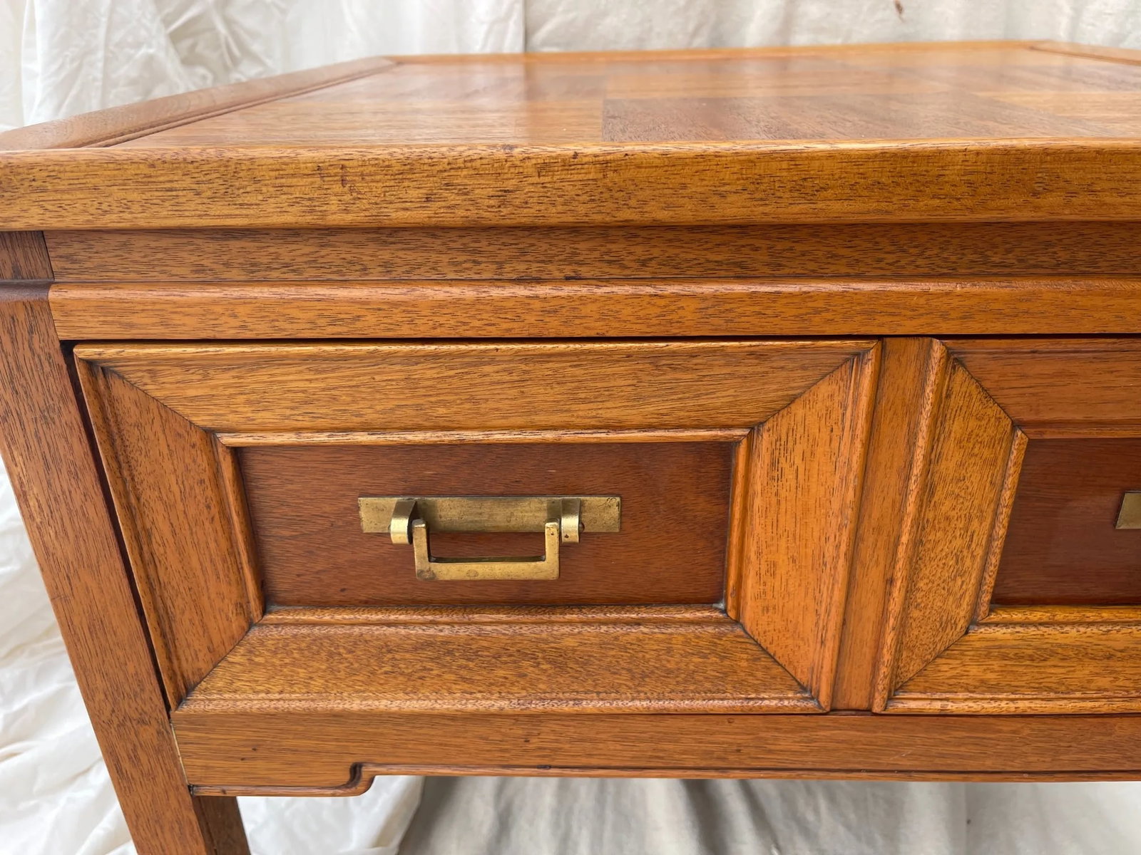 Vintage Mid-Century Hekman Side Table - 7