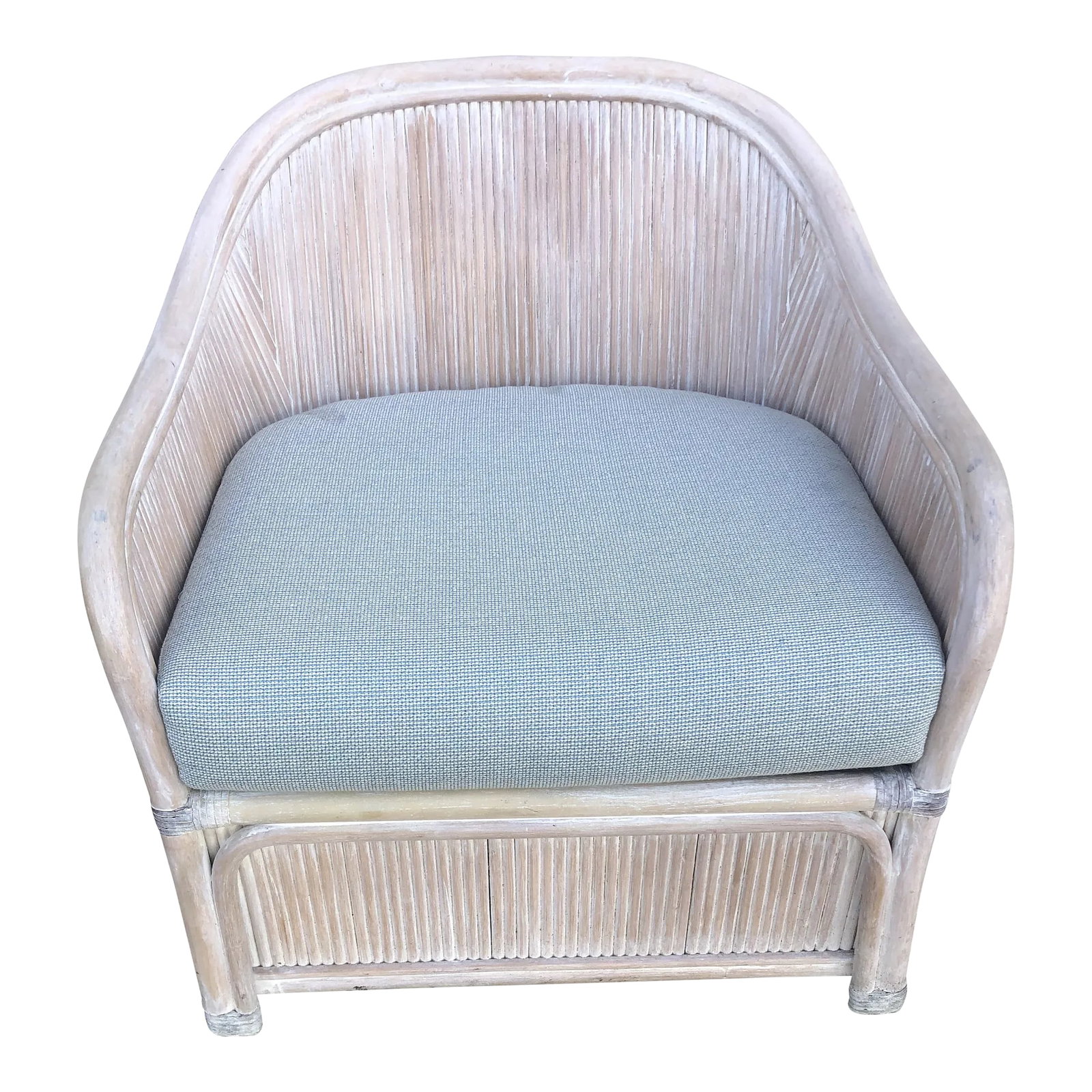 1970s Vintage Split Reed Henry Link Cushioned Chair: Beautiful Split Reed Henry Link cushioned chair. Condition: Alterations: Original Condition Unaltered Imperfections: Some Imperfections Condition Notes: Vintage/Antique/ used, Original Condition Unalt