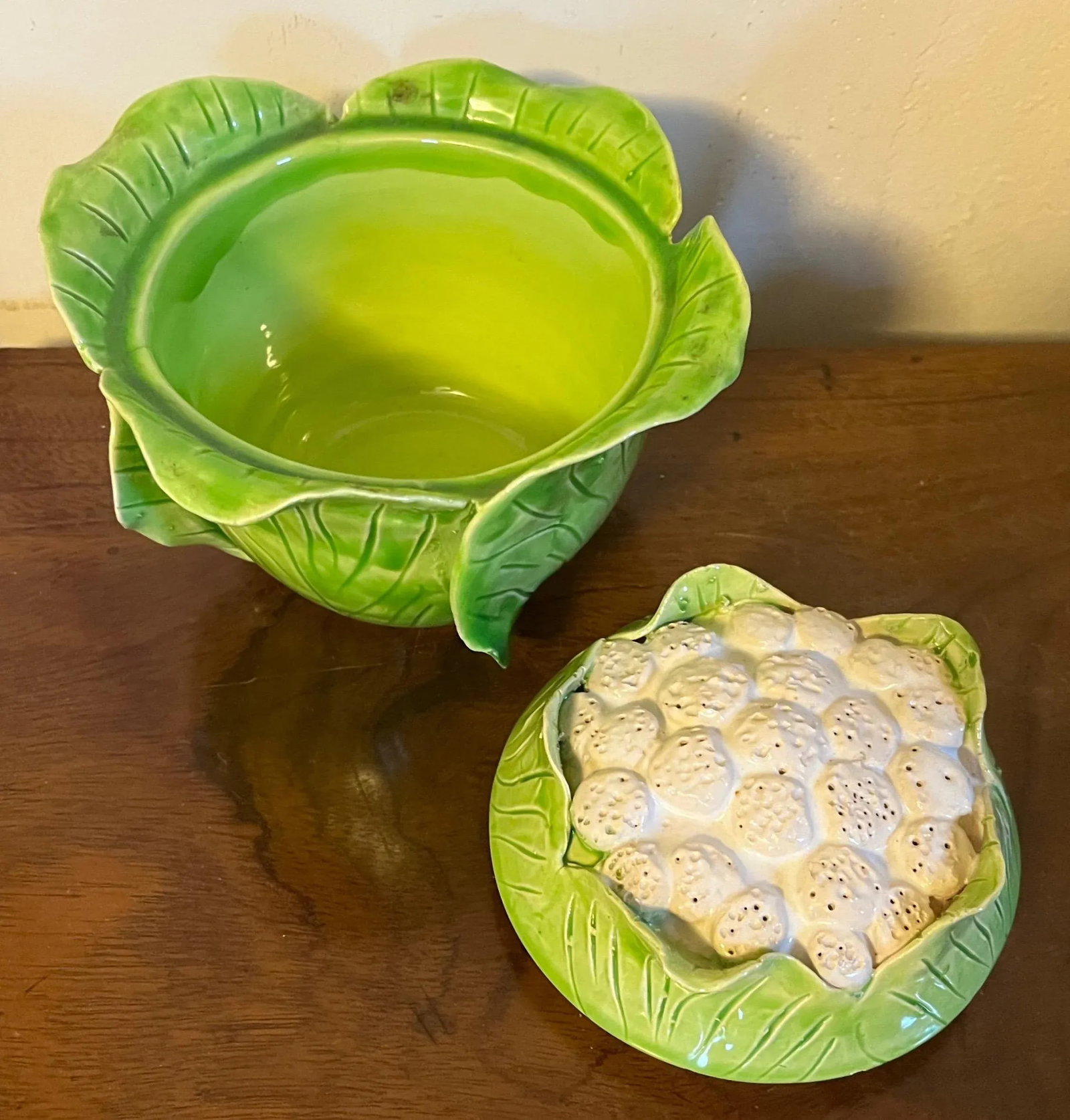 1960s Jean Roger, Paris Lettuceware Porcelain Cabbage Cauliflower Tureen or Box - 11