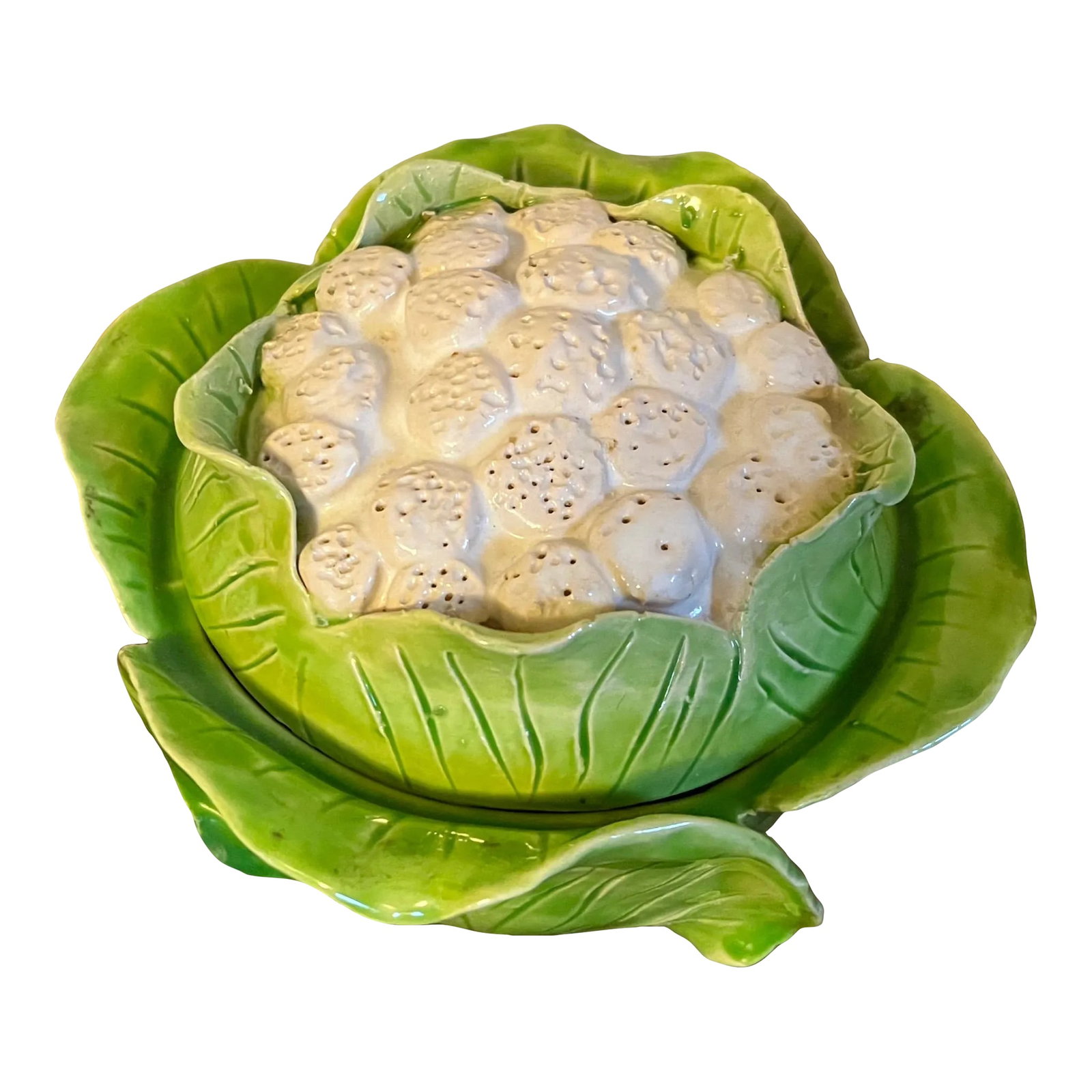 1960s Jean Roger, Paris Lettuceware Porcelain Cabbage Cauliflower Tureen or Box: Jean Roger lettuce ware porcelain box or tureen in the form of a cauliflower. Dates from the 1960's. Beautiful color and detail. Signed JR on the base of the bowl and "Made in France" under the lid.
