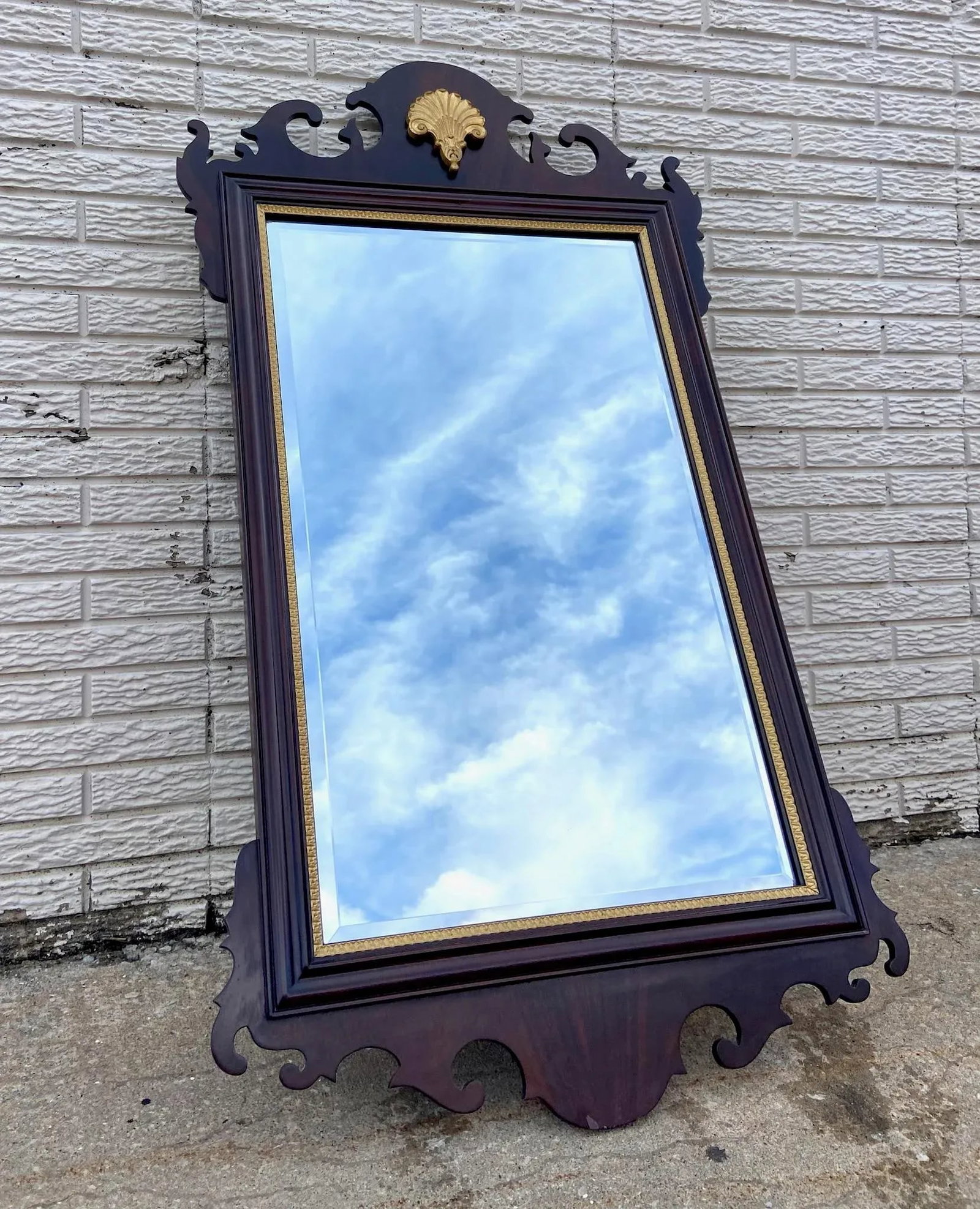 Vintage Councill Furniture Chippendale Style Flame Mahogany and Gilt Mirror - 2