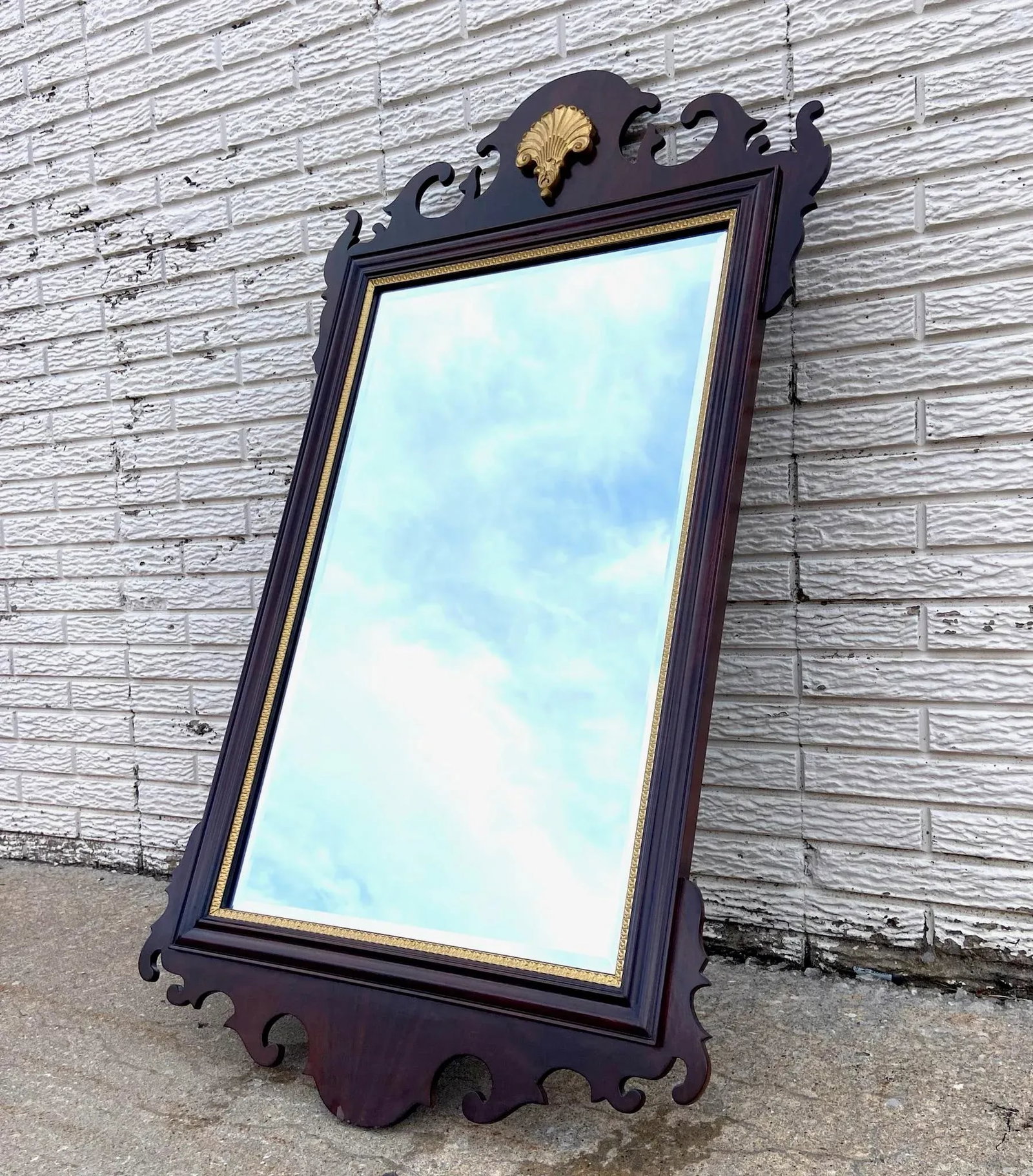 Vintage Councill Furniture Chippendale Style Flame Mahogany and Gilt Mirror - 3