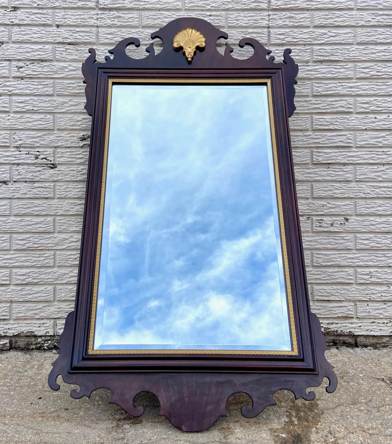 Vintage Councill Furniture Chippendale Style Flame Mahogany and Gilt Mirror - 7