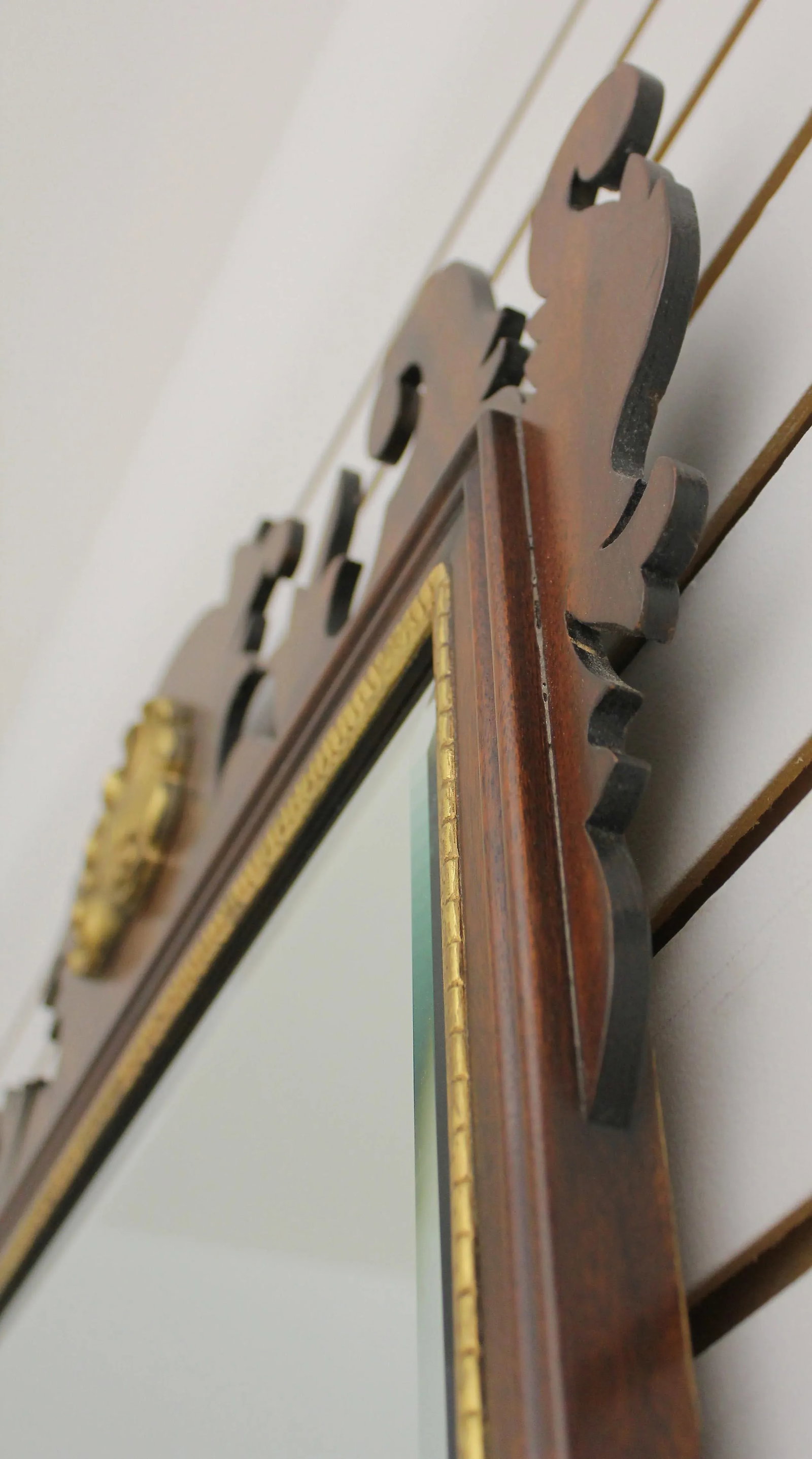 Henkel Harris Chippendale Mahogany Shell Carved Mirror - 2