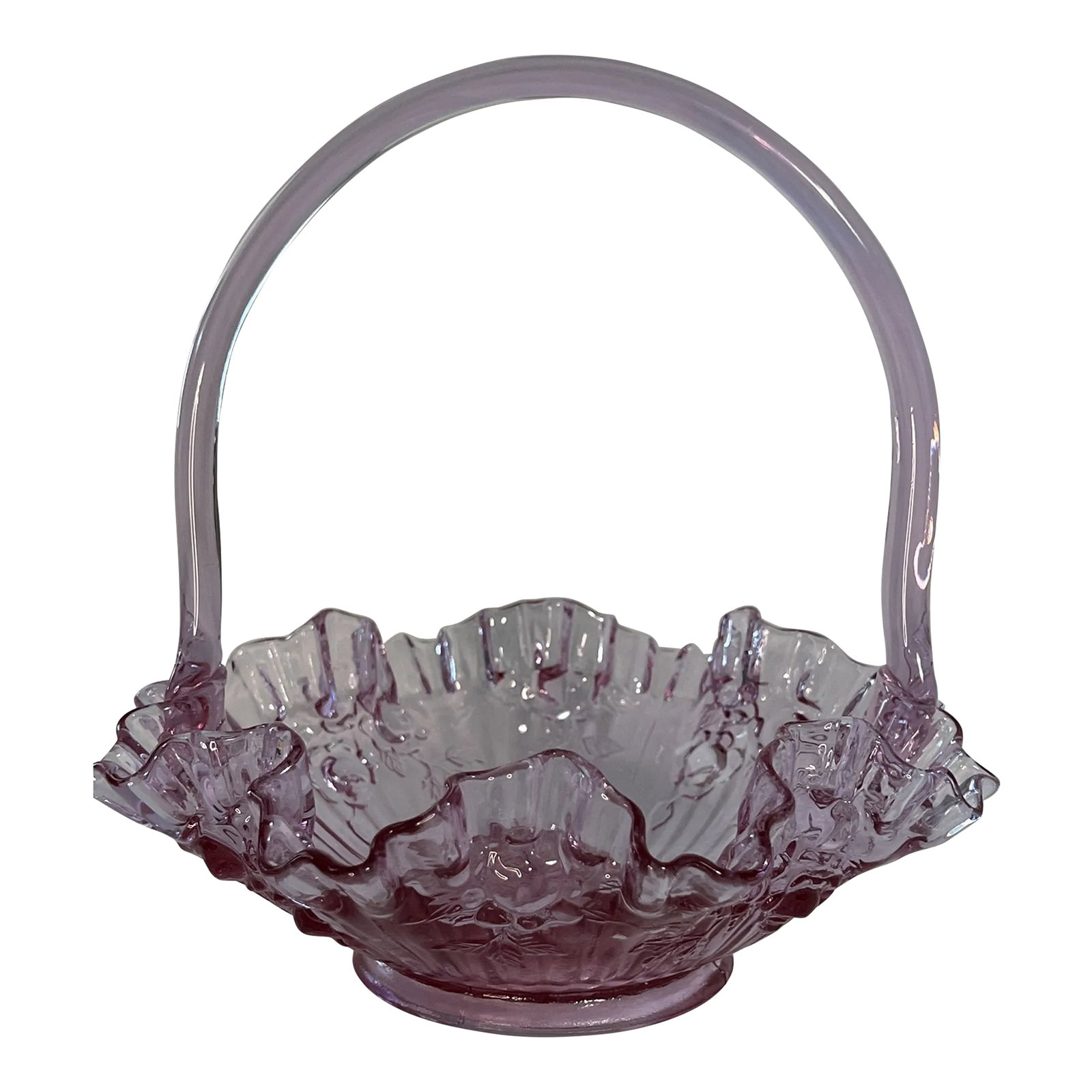 1967 Fenton Rose Basket in Lavender: Fenton Rose basket in a lovely lavender color. Condition: Alterations: Original Condition Unaltered Imperfections: Some Imperfections Condition Notes: No chips or cracks Origin: United States Crea