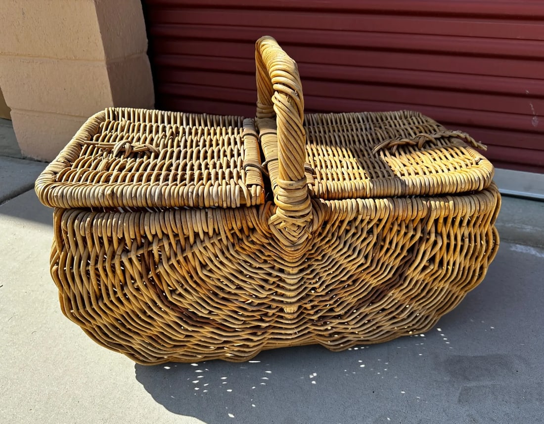 Vintage French Double Sided Picnic Basket - 2