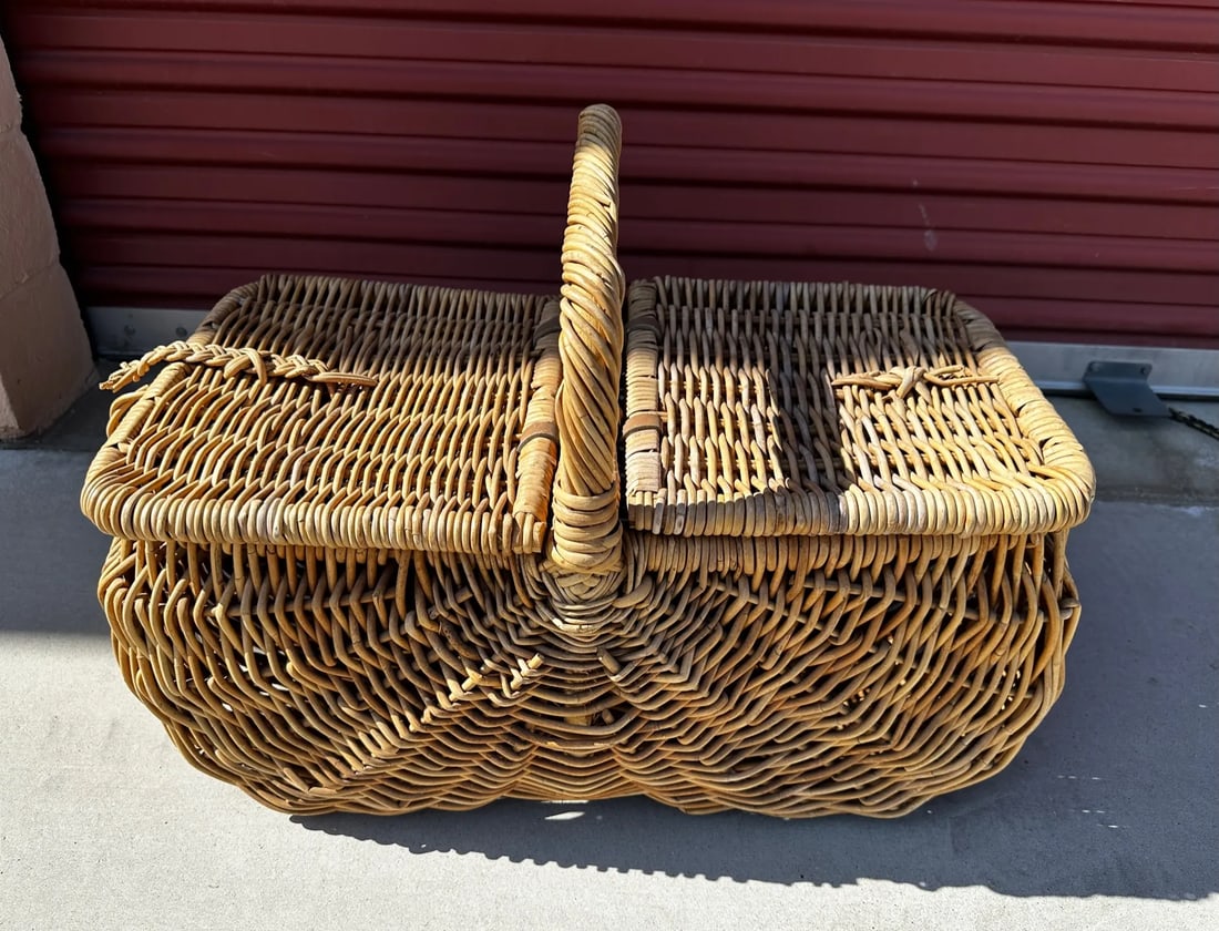 Vintage French Double Sided Picnic Basket - 4