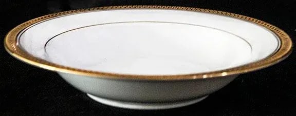 Service for 16 Noritake China Pattern 5480 - 89 Pieces - 7
