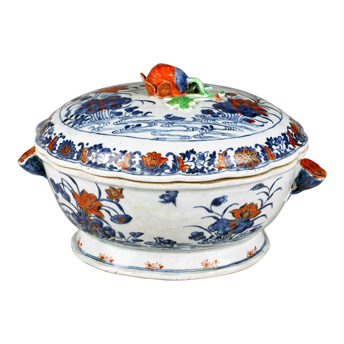 Chinese Export Porcelain Imari Tureen and Cover: Chinese Imari Export: Ducks, Lotus, and the Global Market (Circa 1770) This is a Chinese Export Porcelain Soup Tureen and Cover, dating to approximately 1770 during the Qianlong reign of the Qing Dyna