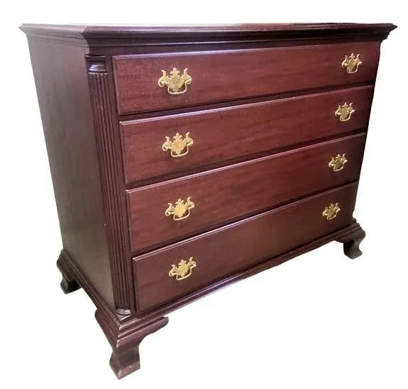 Kindel Grand Rapids Furniture Vintage Solid Mahogany Georgian Dresser - Late 20th Century - 9