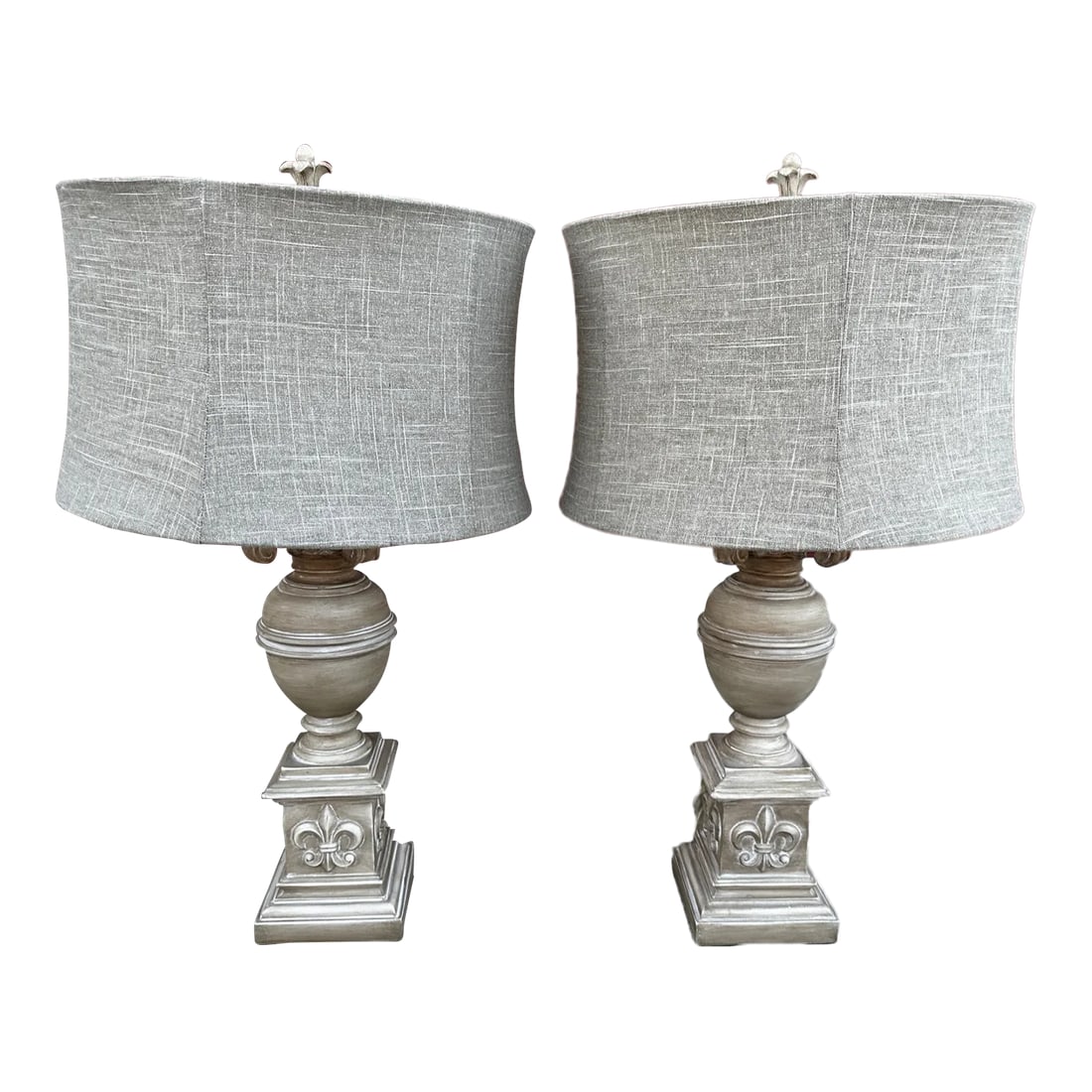 Pair of Rh Style Fleur De Lis Table Lamps W/Shimmer Shade: Beautiful Pair of RH Style Tan/Beige Fleur De Lis Table Lamps w/Shimmer Shade and a flour de lis finial to match. Perfect for the farmhouse look or RH look. Great in a family room or master bedroom.