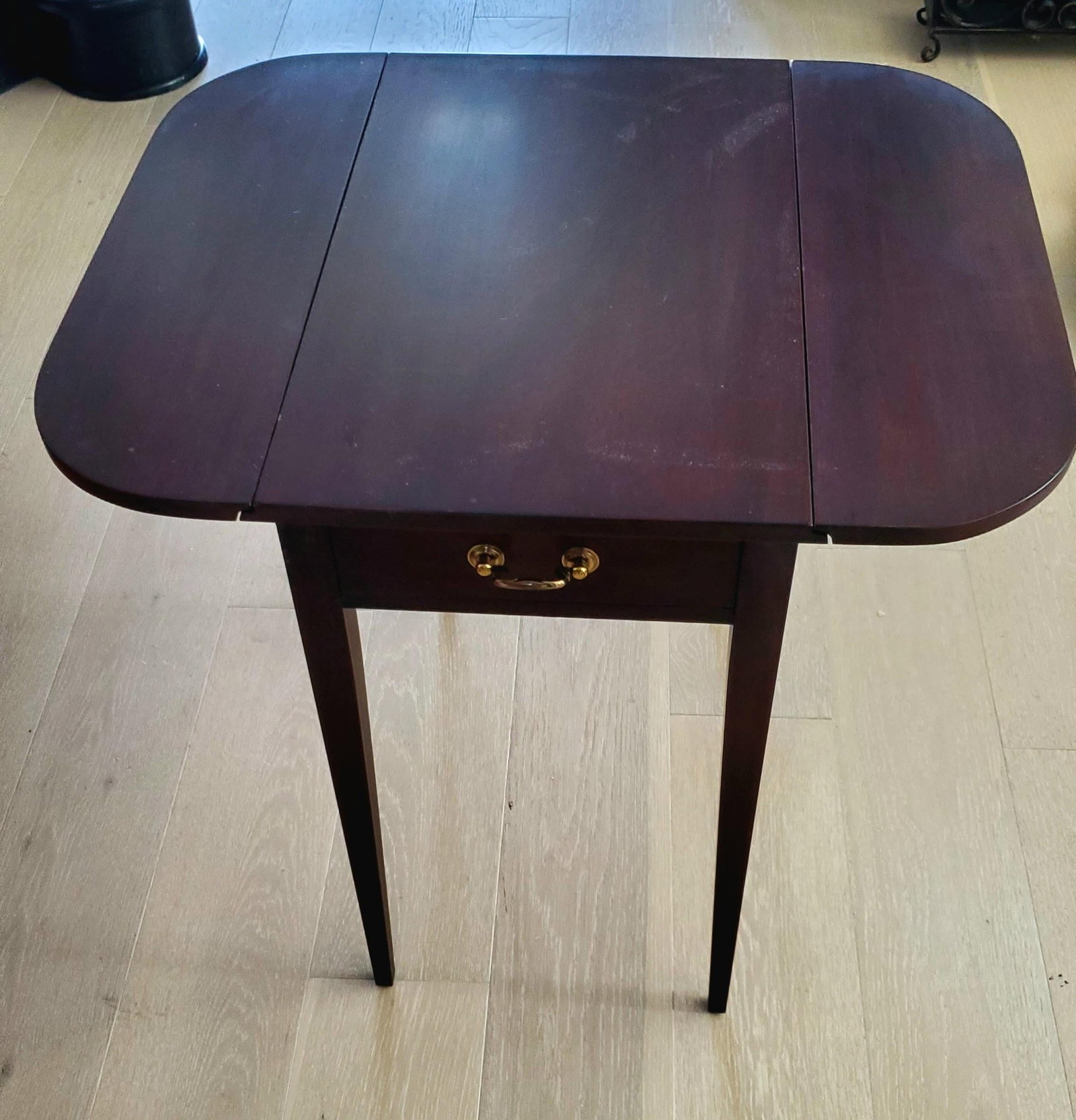 Henkel Harris Mahogany End Table With Leaves - 6