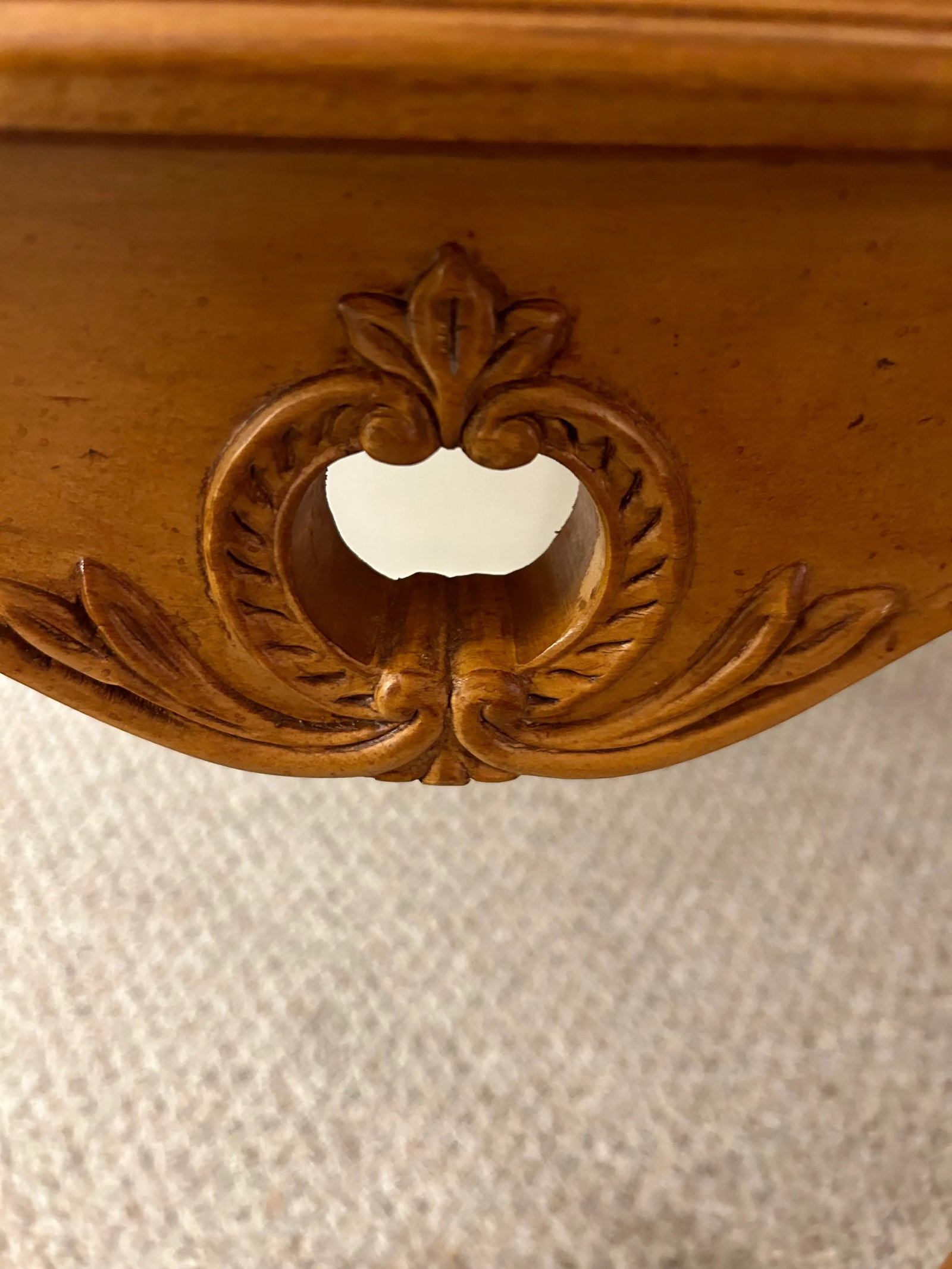 Late 20th Century Ethan Allen Solid Maple Side Table - 4
