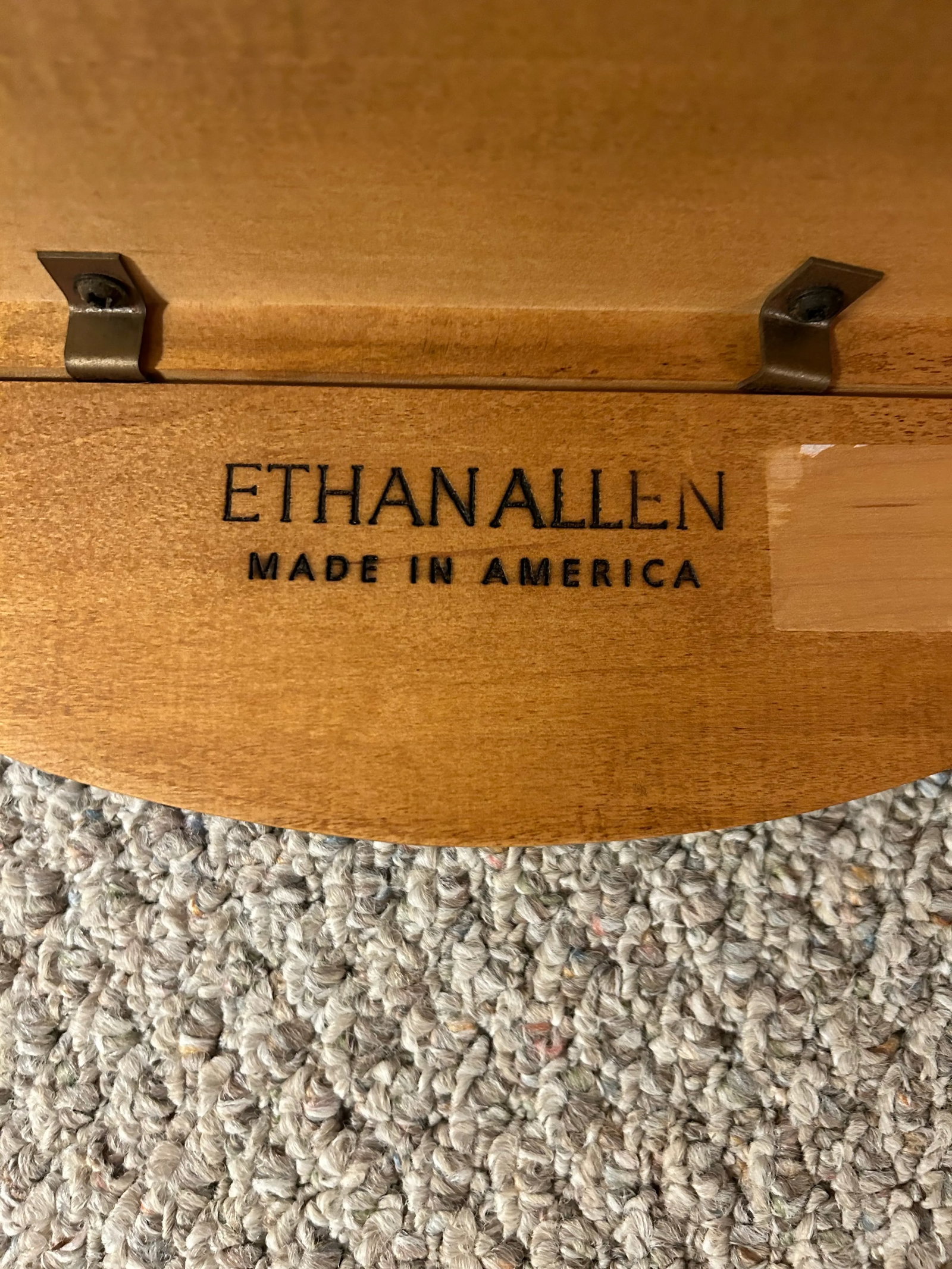 Late 20th Century Ethan Allen Solid Maple Side Table - 6