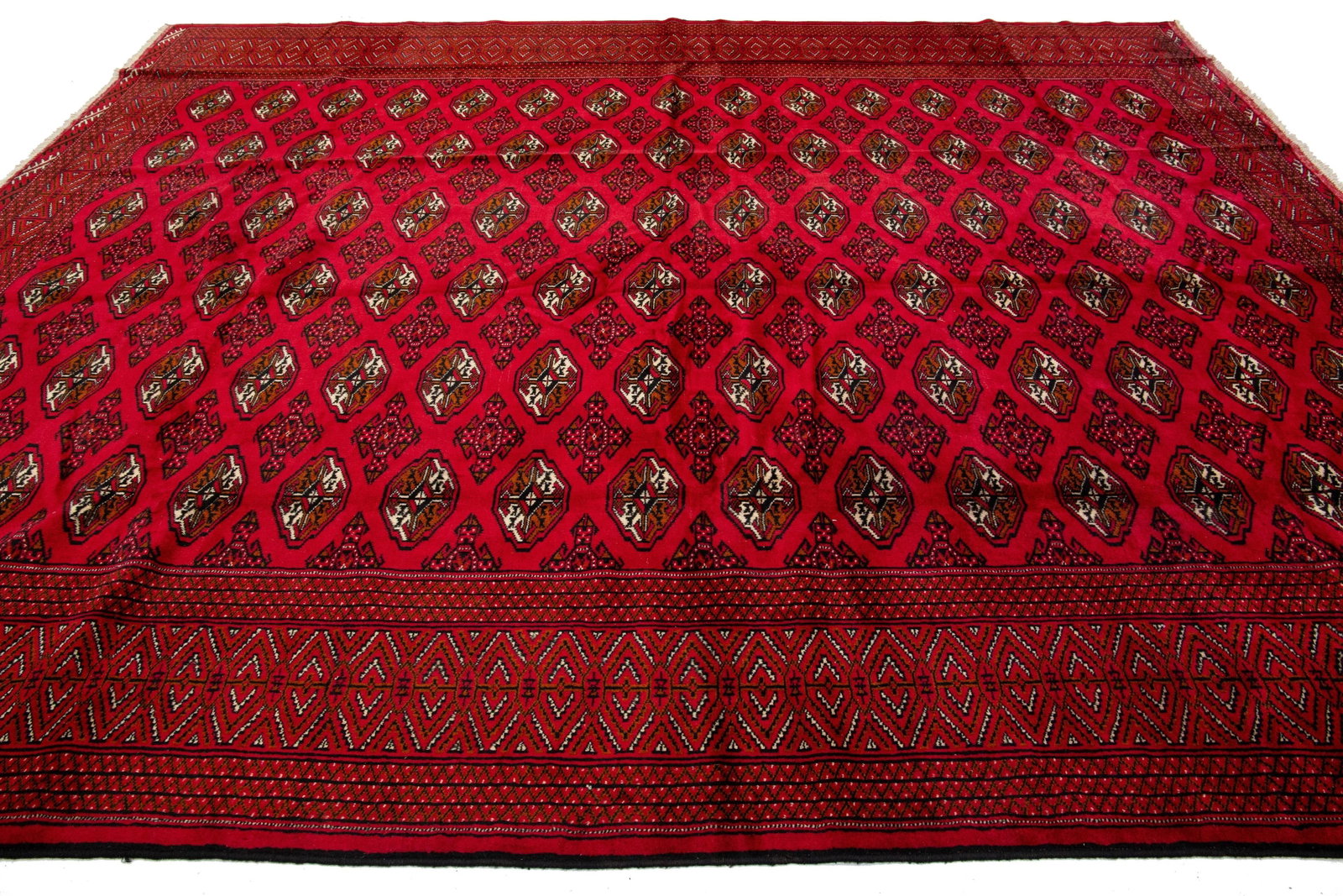 1960s Red 1960s Handmade Persian Wool Rug With Geometric Motif - 6