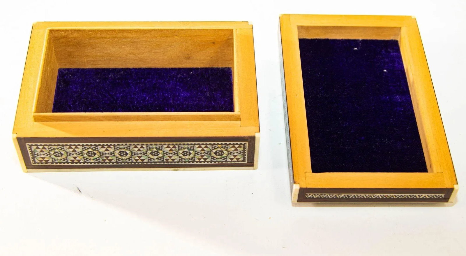 Antique Decorative Middle Eastern Islamic Box 1940s - 11
