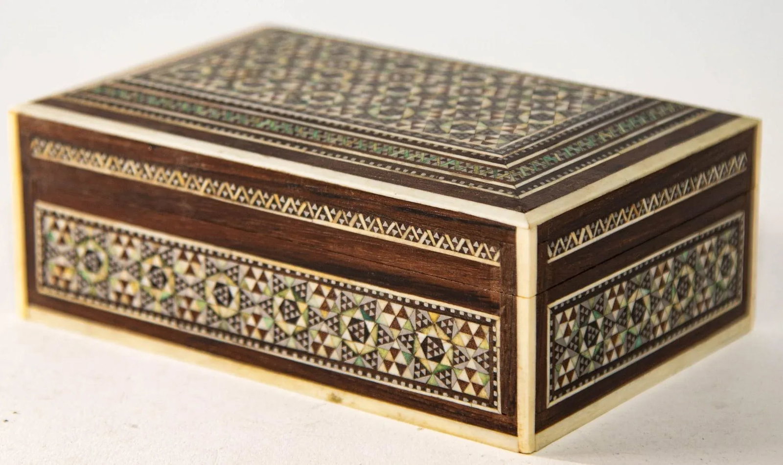 Antique Decorative Middle Eastern Islamic Box 1940s - 6